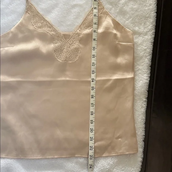 NWOT Express Cream Satin Lace V-Neck Cami Size XS - Picture 10 of 11
